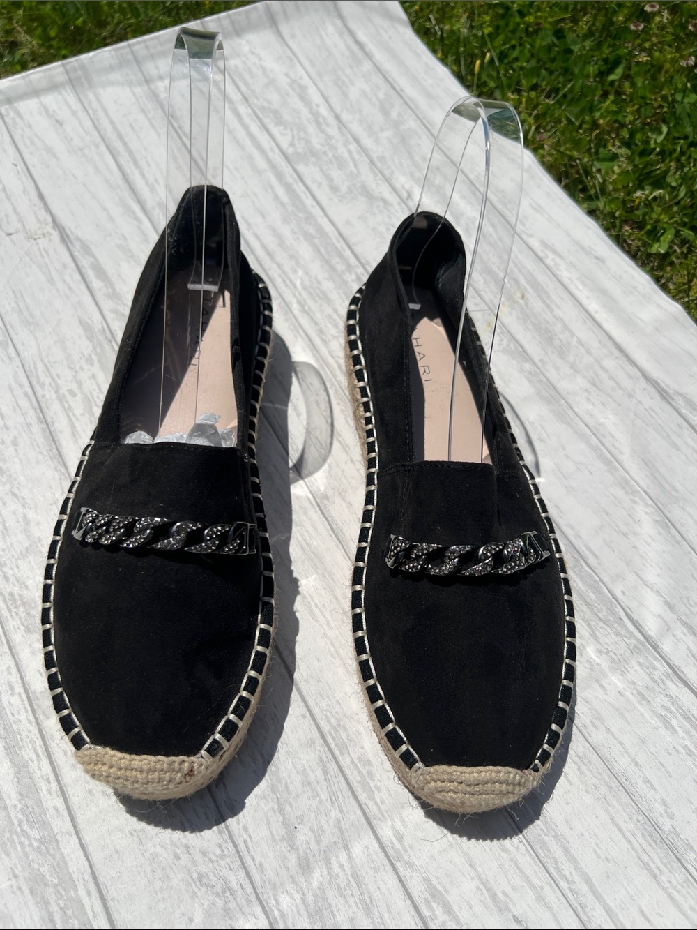 Tahari | Brooklyn Espadrilles | Black | Size 8